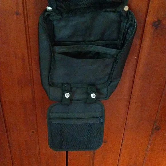 American Tourister toiletry bag - Picture 6 of 7